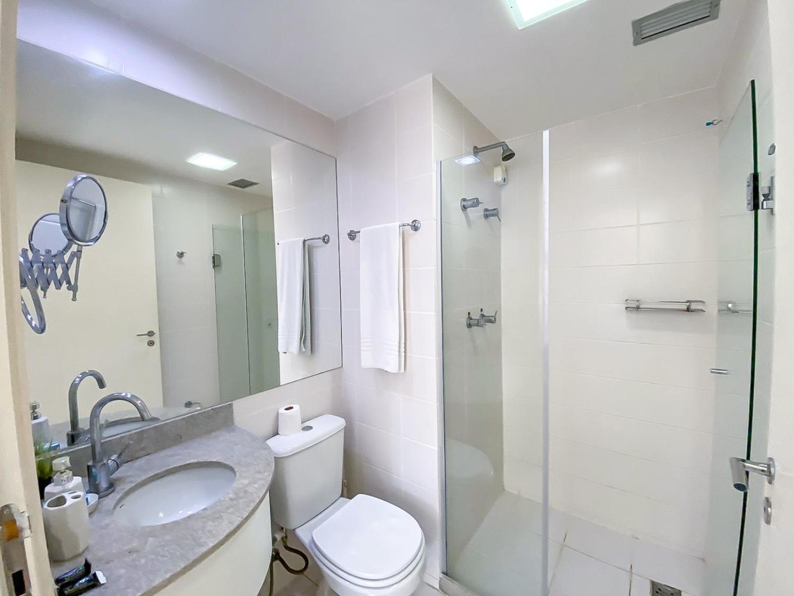 Flat Particular: Central Brasilia Apartment with Garage Exterior photo